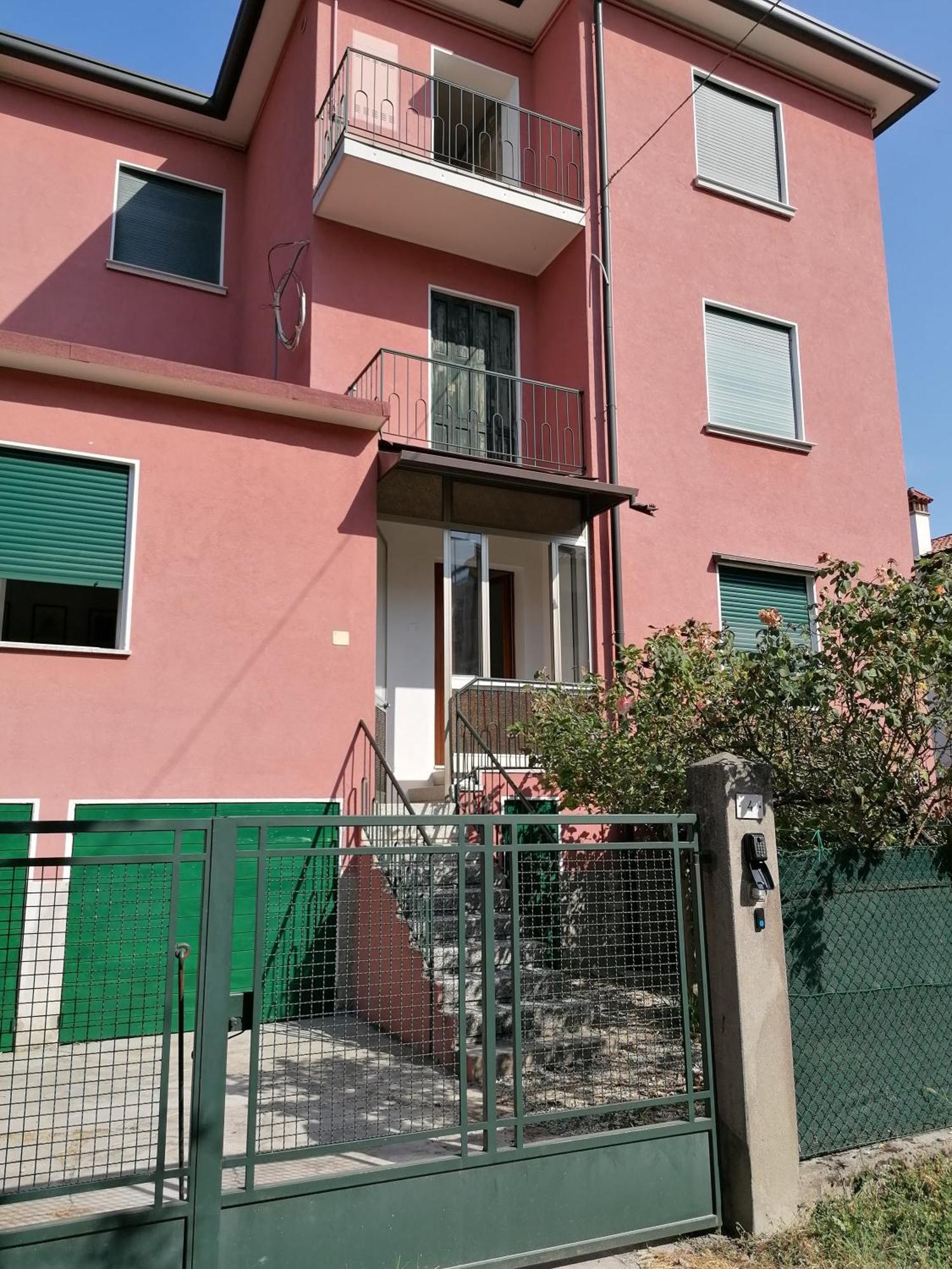 Lungo Sile Apartment Treviso Exterior photo